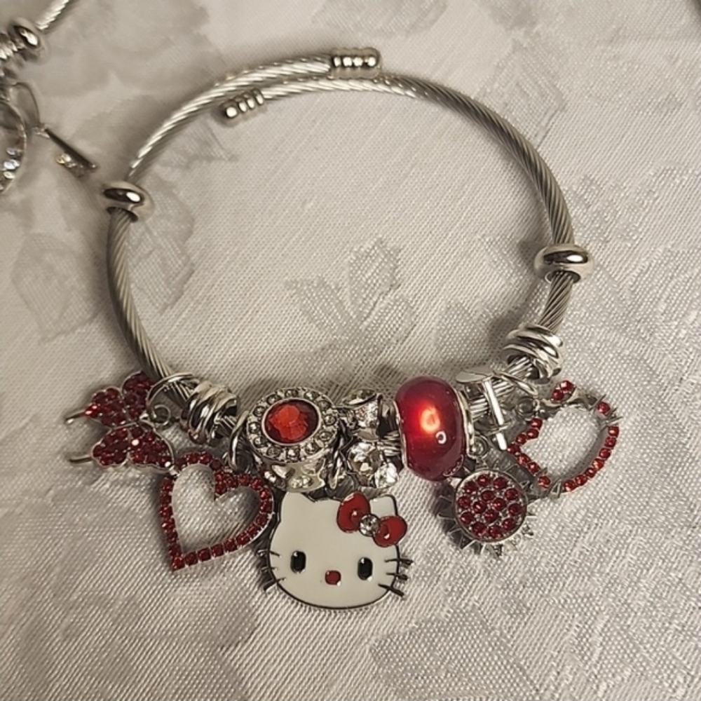 Brand New Hello Kitty Adjustable Red Charm Bracelet